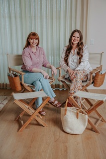 Bryce Dallas Howard feet photo thumbnail