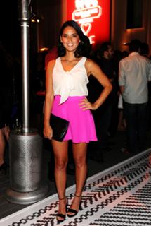 Olivia Munn feet photo thumbnail