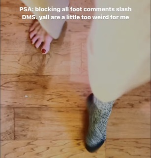 Nastia Liukin feet photo thumbnail