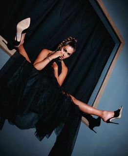 Galilea Montijo feet photo thumbnail