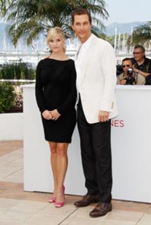 Reese Witherspoon feet photo thumbnail