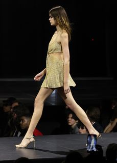 Kaia Gerber feet photo thumbnail