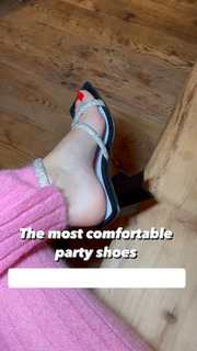 Chiara Ferragni feet photo thumbnail