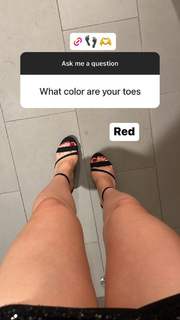 Kay Hansen feet photo thumbnail