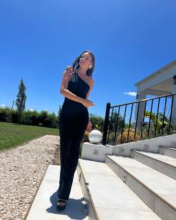 Carolina Ardohain feet photo thumbnail