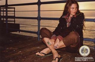 Behati Prinsloo feet photo thumbnail
