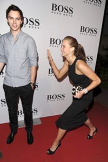 Jennifer Lawrence feet photo thumbnail