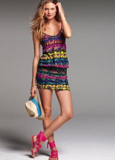 Behati Prinsloo feet photo thumbnail