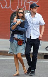 Behati Prinsloo feet photo thumbnail