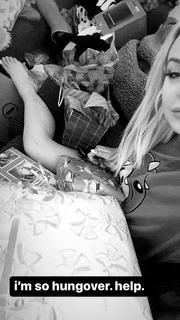 Tana Mongeau feet photo thumbnail