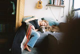 Emily Bett Rickards feet photo 3