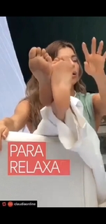 Grazi Massafera feet photo thumbnail