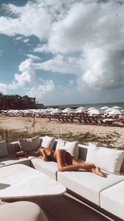 Kimberley Garner feet photo thumbnail