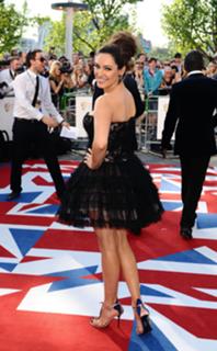 Kelly Brook feet photo thumbnail