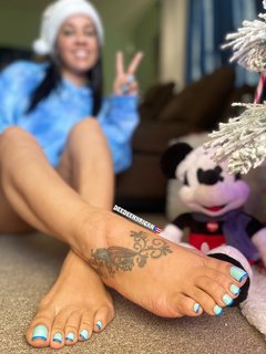 Deedee Rican feet photo thumbnail