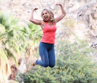 Denise Austin feet photo thumbnail