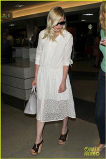 Kirsten Dunst feet photo thumbnail
