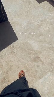 Gaby Espino feet photo thumbnail