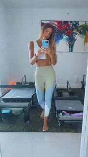 Gaby Espino feet photo thumbnail