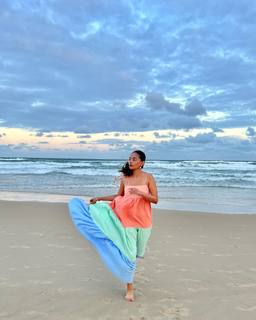 Anushka Sen feet photo thumbnail