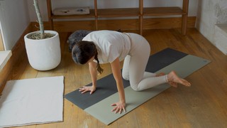 Adriene Mishler feet photo thumbnail