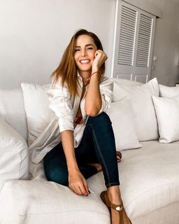 Carmen Villalobos feet photo thumbnail