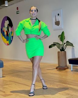 Carmen Villalobos feet photo thumbnail