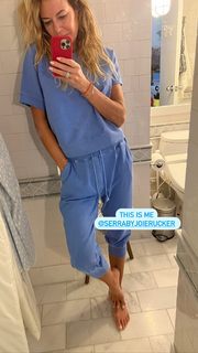 Kelly Bensimon feet photo thumbnail