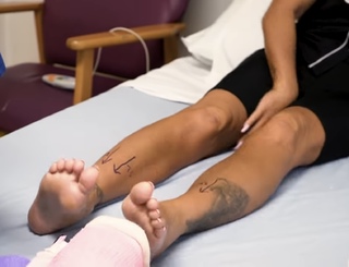 Katie Price feet photo thumbnail