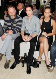 Jennifer Lawrence feet photo thumbnail