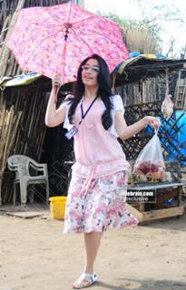 Tamannaah Bhatia feet photo thumbnail