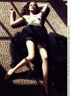 Marion Cotillard feet photo thumbnail