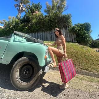 Zaira Nara feet photo thumbnail
