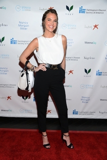 Arielle Kebbel feet photo thumbnail