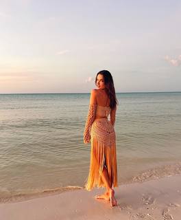 Alessandra Ambrosio feet photo thumbnail
