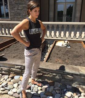 Danica Patrick feet photo thumbnail