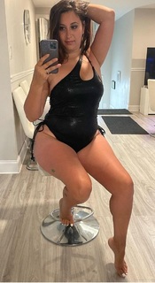 Jenelle Jcakess feet photo thumbnail