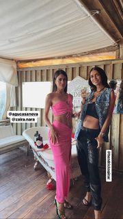 Zaira Nara feet photo thumbnail