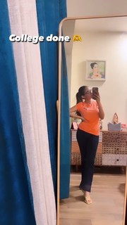 Anushka Sen feet photo thumbnail