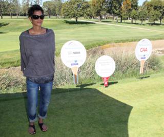 Halle Berry feet photo thumbnail
