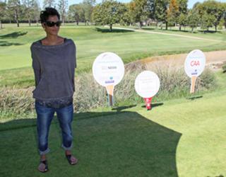 Halle Berry feet photo thumbnail