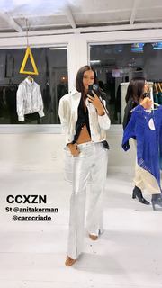 Zaira Nara feet photo thumbnail