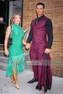 Amanda Saccomanno feet photo thumbnail