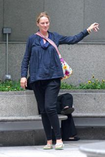 Uma Thurman feet photo thumbnail