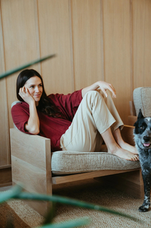 Adriene Mishler feet photo thumbnail