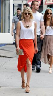 Ali Larter feet photo thumbnail