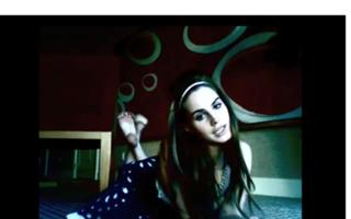 Lana Del Rey feet photo thumbnail