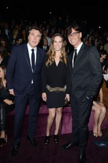 Hilary Swank feet photo thumbnail