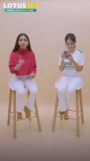 Anushka Sen feet photo thumbnail