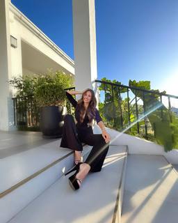 Carolina Ardohain feet photo thumbnail